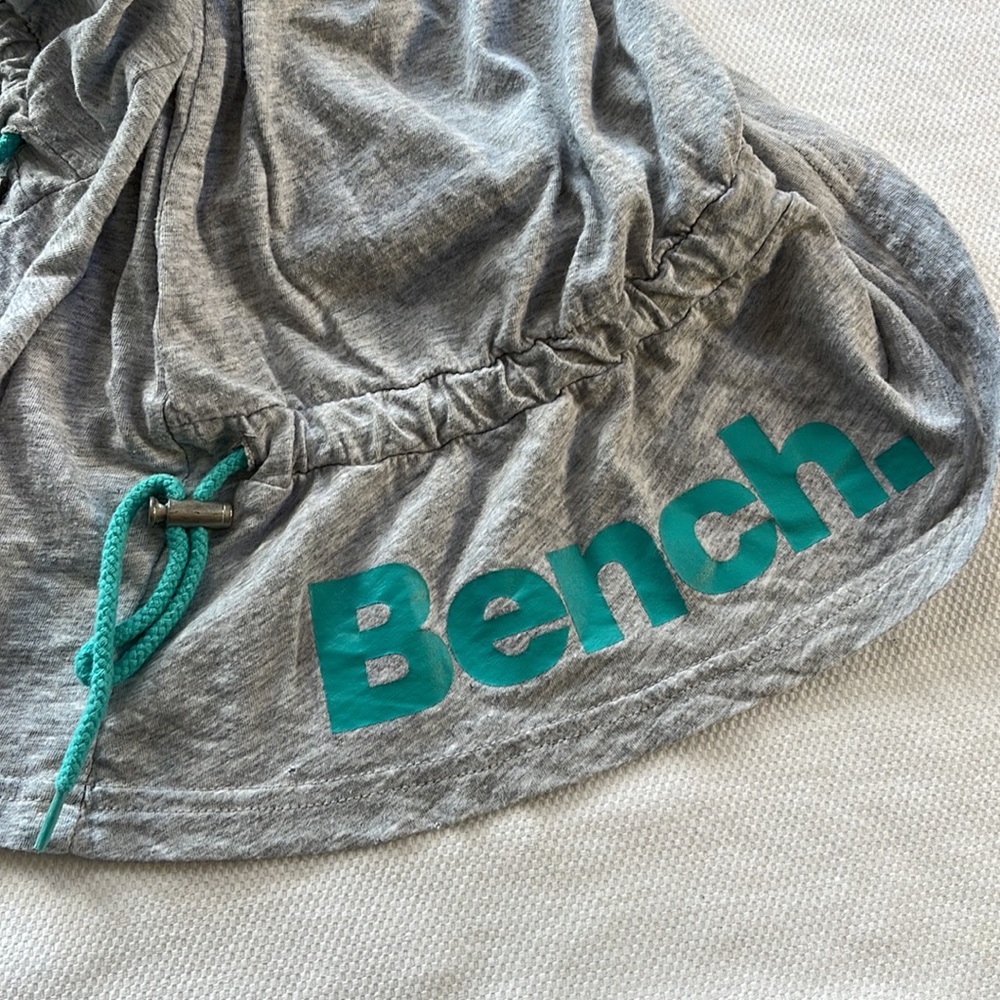 🦋3/40 BENCH Racerback Top (S) - Picture 11 of 15